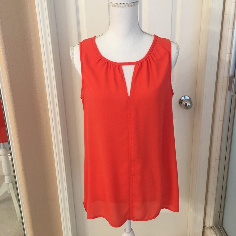 Rose & Olive Women’s Coral Blouse